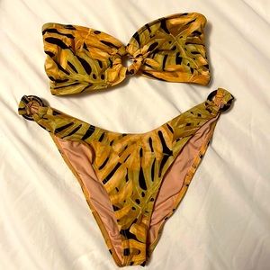 Billabong bikini Size-S
